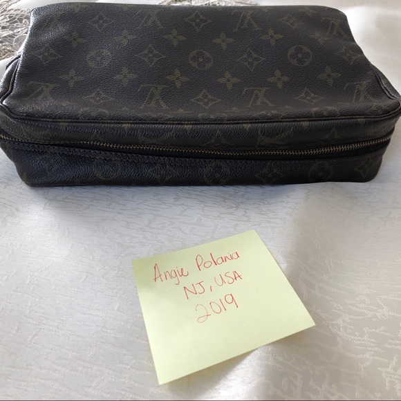 SOLD—-Louis Vuitton Toiletry 28 Authentic - Picture 6 of 7